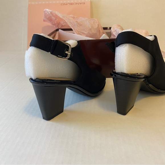 Bandolino Black Sling Back Shoes Size 5.5M with 2.5” Heel; New in Box! - Picture 3 of 6